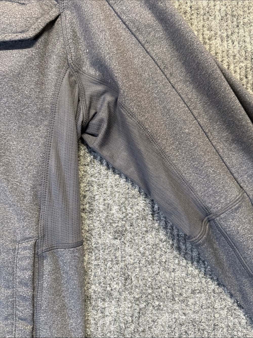 Lululemon Men’s Vent Tech Full Zip Jacket Magnetic Pocket Gray Size Medium - Picture 3 of 13